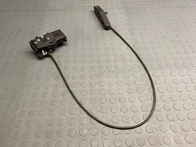 Cadillac XLR Corvette C6 2005-2013 pestillo de puerta pasajero derecho con manija de liberación Foto 1 de 4