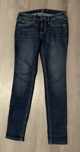 Hollister Women's Super Skinny Low Rise Jeans Size 3S W26 L28 Dark Wash Blue - Picture 1 of 6