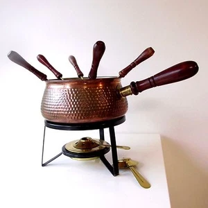 Olla Fondue Artesania Malsa Cobre Martillado con Soporte 5 Horquillas Hecha en Argentina - Imagen 1 de 9