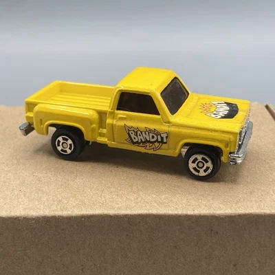 Camioneta pickup vintage Road Champs Chevrolet C-10 Stepside 1:64 Diecast Bandit Foto 1 de 4