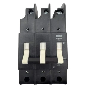 Heinelec Circuit Breaker 3 Pole 415V 20A SFM3-G3 - Picture 1 of 7