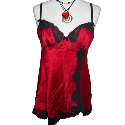 Gilligan & O'Malley Y2K Talla M Babydoll Vintage Satinado Rojo Lencería Cami Foto 1 de 4