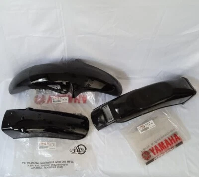 Genuine Yamaha RX King RXK RXS RX115 RX135 Front Rear Fender Mudguard Black Set - Image 1 of 4