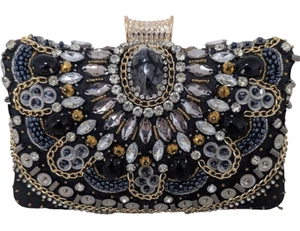 Borsa pochette SEKUSA nera con perline e catena oro e chiusura strass - Foto 1 di 3