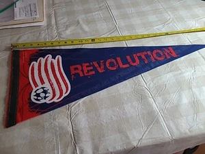 REVOLUTION PENNANT - Picture 1 of 5