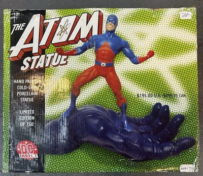 Estatua The Atom JLA The Hand of Batman DC Direct 2004 edición limitada #682/750 Foto 1 de 3