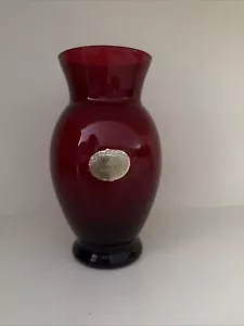 Vintage Anchor Hocking Royal Ruby Red Glass Vase 6.5" Tall - Picture 1 of 1