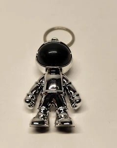 Astronaut Silver Keychain - Picture 1 of 4