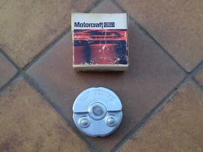 Ford Mustang 1970, Cougar, tapa de gasolina Torino con EV/EM, ¡NUEVO! D0AZ-9030-A Shelby XR7 Foto 1 de 4