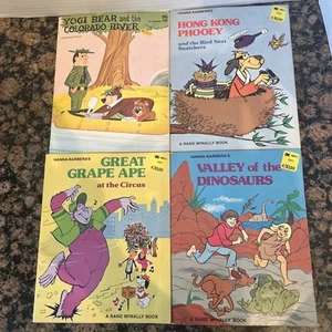 Set Of 4 Hanna-Barbera Books Yogi Great Ape Dinosaurs Hong Kong Phooey - Picture 1 of 5