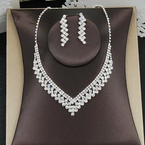 Swarovski Crystal Bridal Necklace Earring Set - Picture 1 of 3