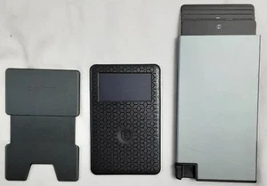 Black EKSTER Aluminum Card Holder Wallet w/Chipolo Tracker - Picture 1 of 5