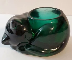 Indiana Glass Sleeping Cat Green Crystal Tea light Candle Cincinnati Ohio USA. - Picture 1 of 9