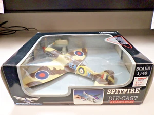 Vintage motorized Supermarine Spitfire 'New-Ray Motorize Propella' fighter plane - Picture 1 of 7