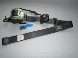 2003-2004 HYUNDAI TIBURON *FRONT PASSENGER/ RIGHT SIDE SEAT BELT * OEM BLACK - Picture 1 of 11