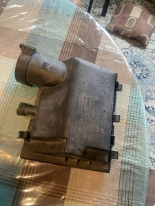 99-03 OEM Volkswagen Eurovan MV Intake Air Cleaner Housing Filter Box TOP HALF - Picture 1 of 3