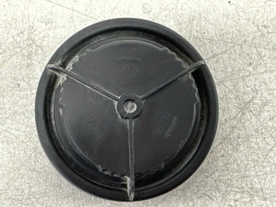 Крышка пылезащитная для ксеноновой лампы фары Audi Q7 2007-2010 годов выпуска T50248 89390686 от оригинального производителя - Изображение 1 из 4