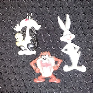 1997 Looney Tunes That's All Folks Set di magneti Bugs Taz Tweety Sylvester -G - Foto 1 di 9