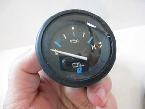 NOS MERCURY MARINE BOAT Oil Pressure GAUGE Quicksilver 825288 B17 - Picture 1 of 8