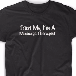Trust Me I'm A Massage Therapist T-Shirt Certified Tee Masseurin lustig süß Spaß - Bild 1 von 3