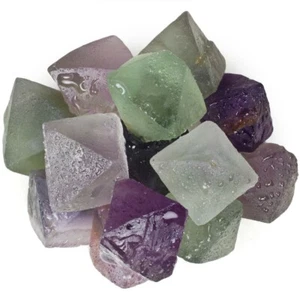 Piedras de octaedro de fluorita natural grandes sin pulir de 1/2 lb - ¡Hermosos colores! - Imagen 1 de 1