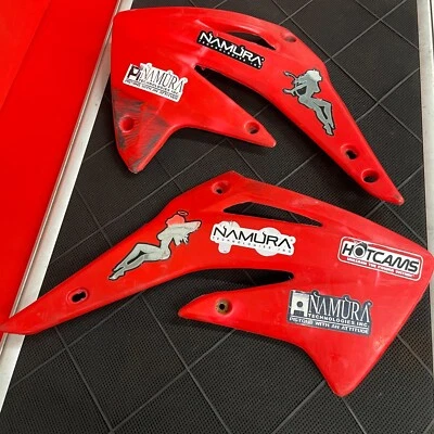 CR85 CUBIERTAS TANQUE IZQUIERDA DERECHA GENUINO OEM HONDA CR 85 R B (03-08) Foto 1 de 4