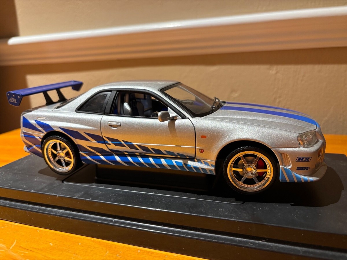 FAST&FURIOUS 2001 NISSAN SKYLINE 1/18
