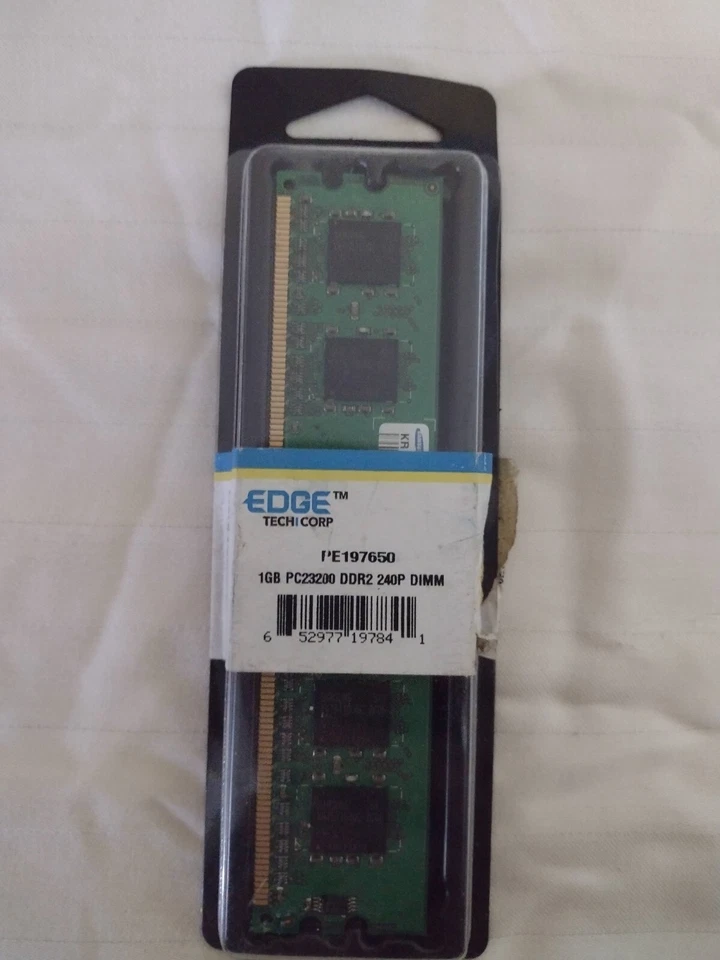 Memoria EDGE PC2-3200 1 GB DIMM 400 MHz DDR2 SDRAM Memoria (PE197650) Foto 1 de 1