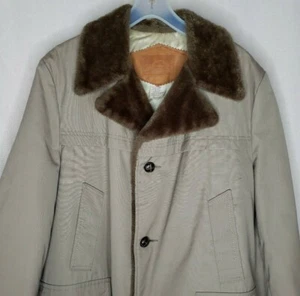 Vintage Woolrich Mens Sz 44 Winter Coat Fur Lined Water Resistant Beige Pockets - Picture 1 of 8