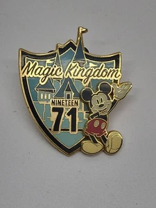 Magic Kingdom, Walt Disney World 1971 Collector Pin Mickey Mouse - Picture 1 of 9