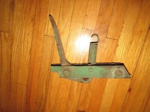JOHN DEERE PLOW f135 f145 1350 1450 TRIP LINKAGE LEVER AA15739 - Picture 1 of 4