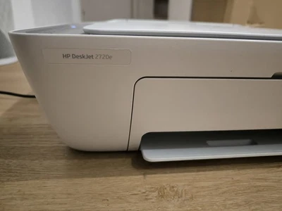 HP DeskJet 2720e Stampante Multifunzione a Getto d'Inchiostro a Colori - Bianca - Immagine 1 di 3