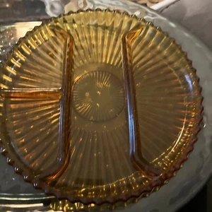 Amber ware Indiana Glass Pressed Glass Sawtooth Divided Tray - Picture 1 of 3