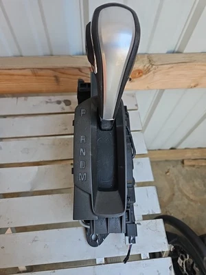 2014 Chevrolet Equinox 2.4L Auto Awd Oem Automatic Gear Shifter - Image 1 of 4