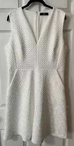N Natori Quilted Maze Sleeveless Fit & Flare Dress White Size 12 MSRP $179 EUC - Picture 1 of 10