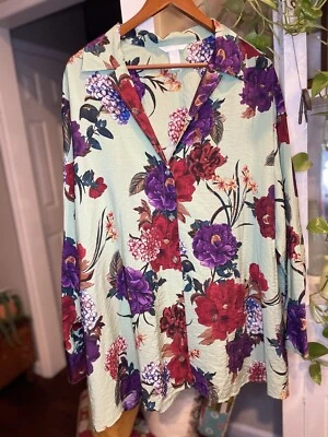 Top de pijama H&M Lost para mujer talla XXL buscando hermosos pantalones para... Foto 1 de 4