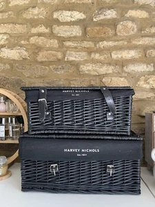 Pair of Harvey Nichols Black Picnic Hamper Wicker Baskets With Liner See Descri - Picture 1 of 24
