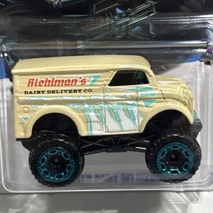 Hot Wheels Dairy Delivery Cream 5/5 Monster Truck G Case Limited Edition - Picture 1 of 20