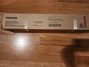 New! Toshiba T-9029U Genuine  Black Toner Cartridge/ SEALED PACKAGE - Afbeelding 1 van 1