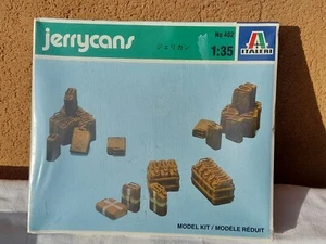 ITALERI 1/35 'JERRYCANS' NUOVO SIGILLATO VEDI DESCRIZIONE - Foto 1 di 2