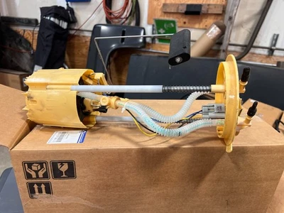 Ram 2500-3500 2011-2023 6,7 L diésel Mopar 5145571AA módulo de bomba de combustible/unidad de nivel Foto 1 de 2