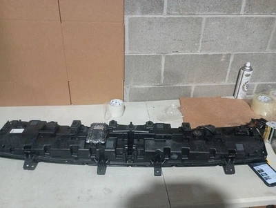 2025 GMC Hummer EV Corner/Park Light 3087822 - Image 1 of 4