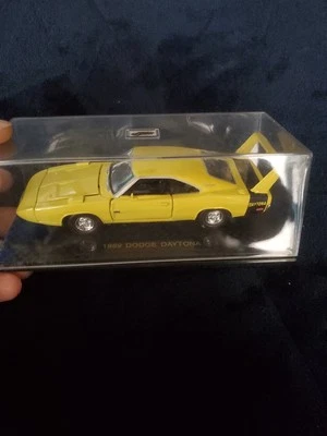 Road Champions Collectibles 1969 Dodge Daytona Yellow - Image 1 of 4