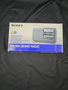 Sony ICF-38 Zwei Band Tragbares Radio AM/FM Schwarz AC/DC 2 Wege Strom OVP - Bild 1 von 7