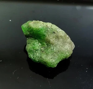 55,30 Ct Natural Verde Granate Tsavorita Espécimen Áspero Cristal Piedras Preciosas Sueltas. - Imagen 1 de 6