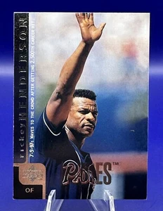 1998 Upper Deck RICKEY HENDERSON #211 HOF San Diego Padres - Picture 1 of 2