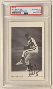 HOF Nolan Ryan Signed Astros Team Issued Baseball Postcard PSADNA Auto Certified - Picture 1 of 3