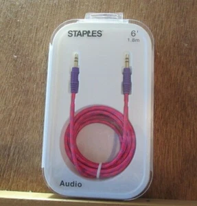 Cable de audio auxiliar trenzado Grapas de 3,5 mm, 6 pies, rosa/púrpura - Imagen 1 de 2