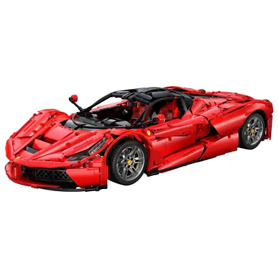 CaDa 1:8 Ferrari Laferrari Building Blocks Kit - 4739 pieces - Image 1 of 4