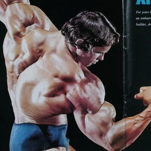 Arnold Schwarzenegger Frank Columbo Original SI The Men Artículo y Fotos De Colección 1974 - Imagen 1 de 9